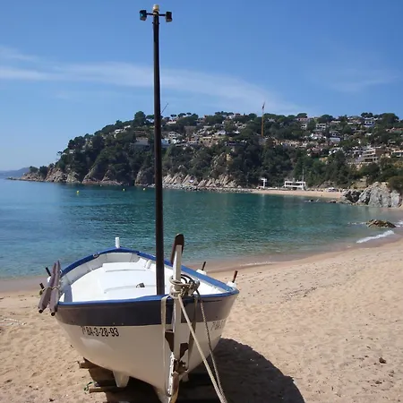 Bequia Льорет-де-Мар