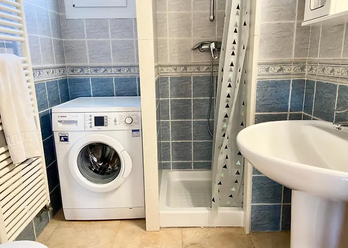 Bequia * Льорет-де-Мар